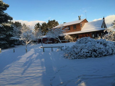 Eagles Range - Your Accommodation 1