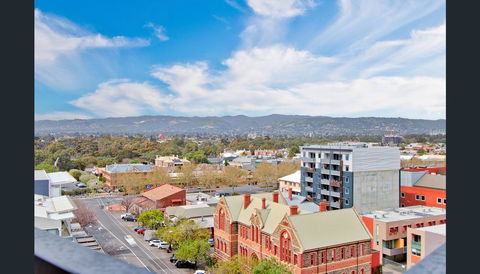 ONE Adelaide CBD - Your Accommodation 31