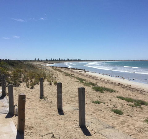 Railway Cottage In Beachport - Your Accommodation 10