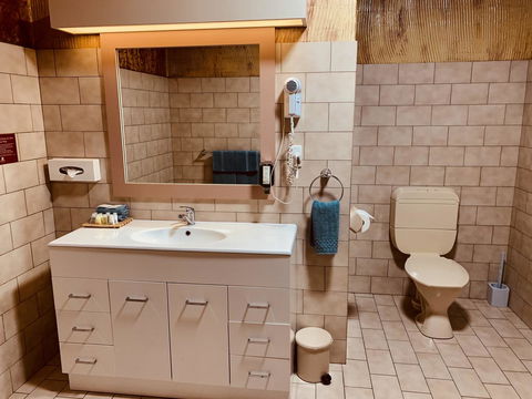 Desert Cave Hotel - Your Accommodation 9