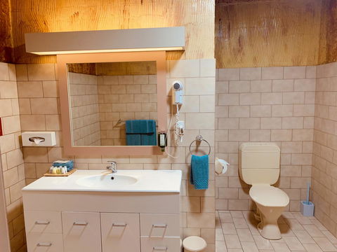 Desert Cave Hotel - Your Accommodation 8
