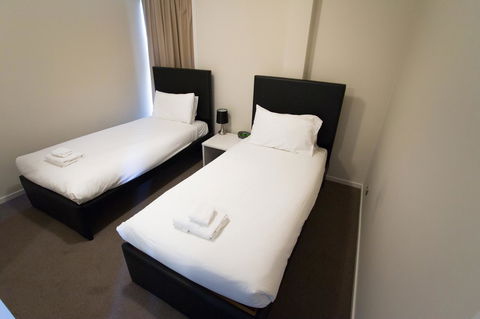 Mawson Lakes Hotel - Your Accommodation 24