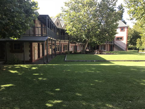 St Francis Winery - Your Accommodation 0
