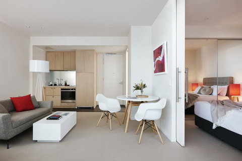 Art Series - The Watson - Your Accommodation 16