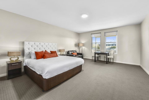 Robe Marina Accommodation - Your Accommodation 9