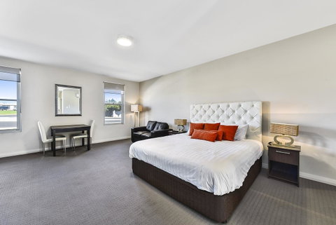 Robe Marina Accommodation - Your Accommodation 14