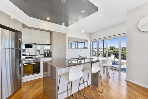 Robe Marina Accommodation - Your Accommodation 21
