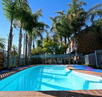 Cattlemans Country Motor Inn  Serviced Apartments - Your Accommodation