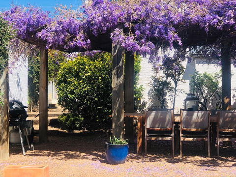 Belmore Cottage - Your Accommodation 10