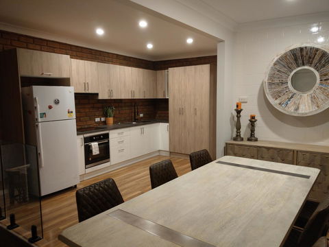 Desert Gum Underground Experience - Your Accommodation 2