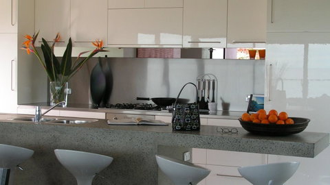 The Roozen Residence - Your Accommodation 5