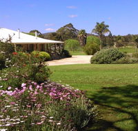 Rayanne Homestead - Your Accommodation