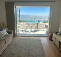 Cottesloe Beachfront Ocean View Apartment - Your Accommodation
