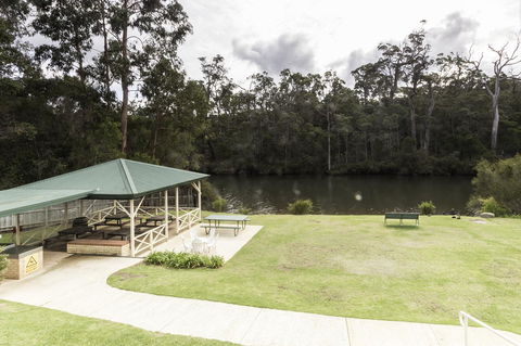 Riverview Tourist Park - Your Accommodation 24