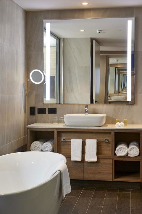Doubletree By Hilton Perth Northbridge - Your Accommodation 17