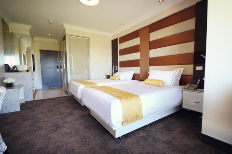 Swan River Hotel - Your Accommodation 33