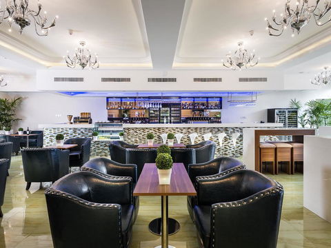 Swan River Hotel - Your Accommodation 18