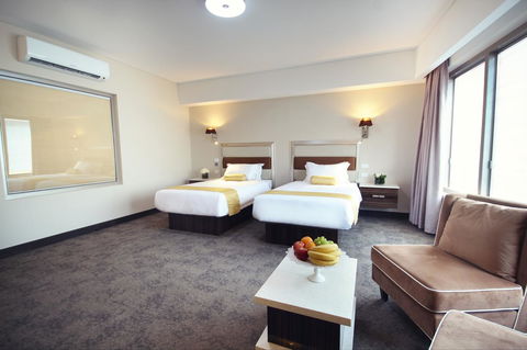 Swan River Hotel - Your Accommodation 27