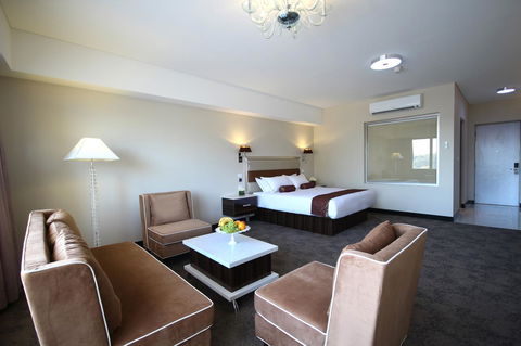 Swan River Hotel - Your Accommodation 42
