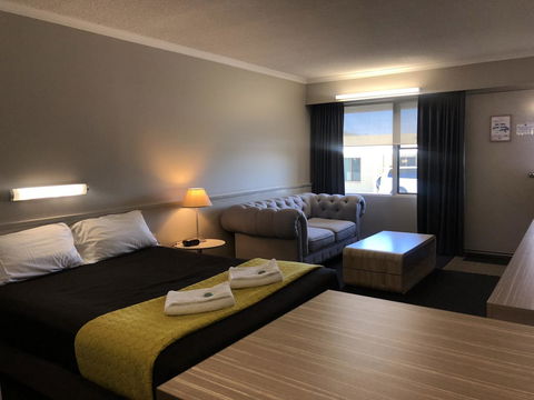 Dog Rock Motel - Your Accommodation 20