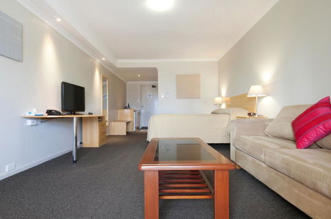 Dog Rock Motel - Your Accommodation 33
