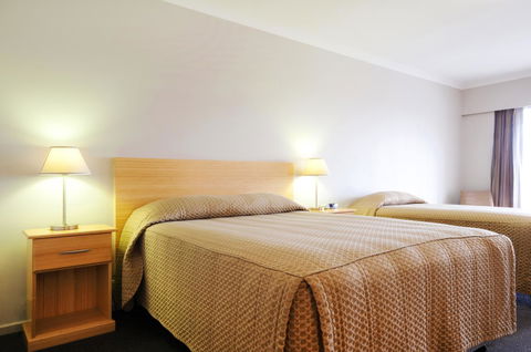 Dog Rock Motel - Your Accommodation 16