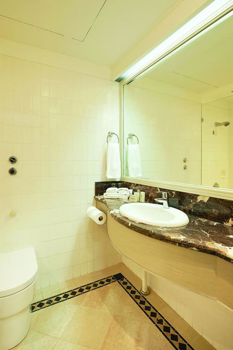 Parmelia Hilton Perth - Your Accommodation 34