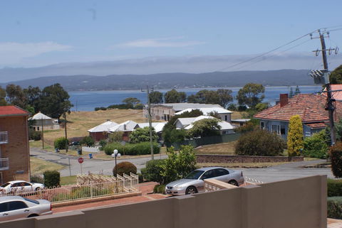 Mill View Link - Your Accommodation 12