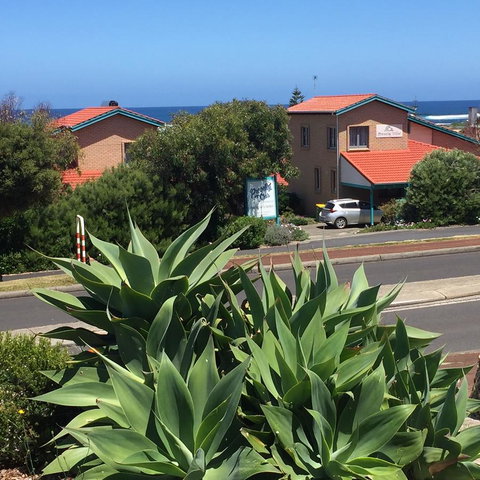 Beachside Prevelly Villas - Your Accommodation 29