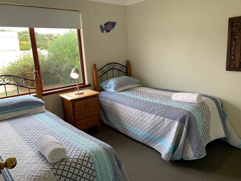 Beachside Prevelly Villas - Your Accommodation 30