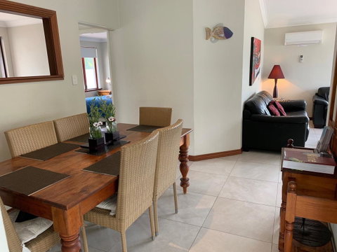 Beachside Prevelly Villas - Your Accommodation 11