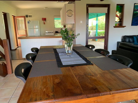 Beachside Prevelly Villas - Your Accommodation 24