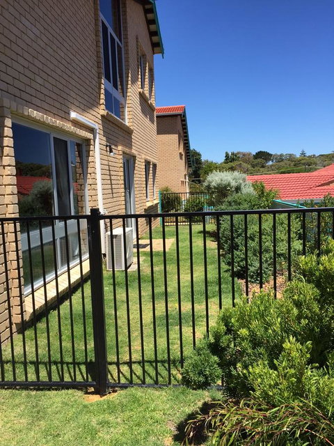 Beachside Prevelly Villas - Your Accommodation 33