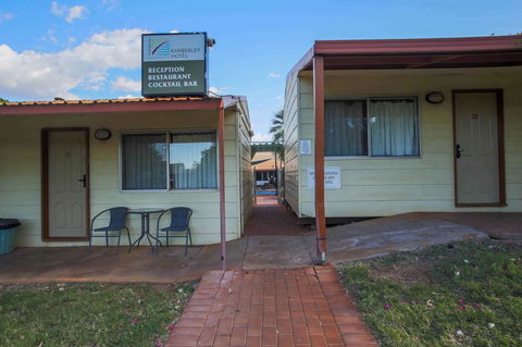 Kimberley Hotel - Your Accommodation 24