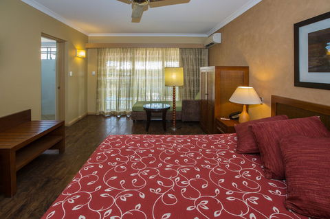 The Continental Hotel - Your Accommodation 32