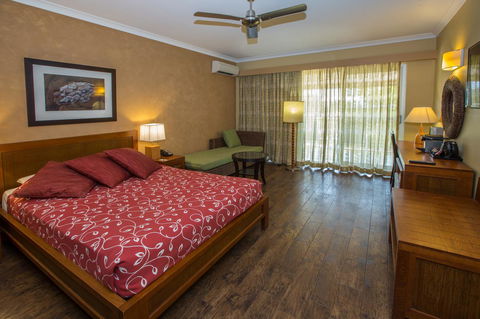 The Continental Hotel - Your Accommodation 1