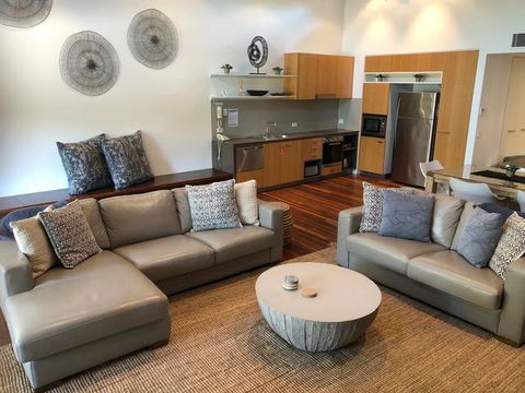 East On Byron - Your Accommodation 34