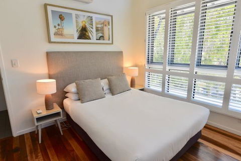 East On Byron - Your Accommodation 30