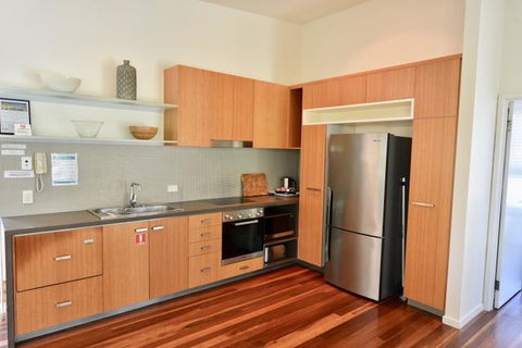 East On Byron - Your Accommodation 28