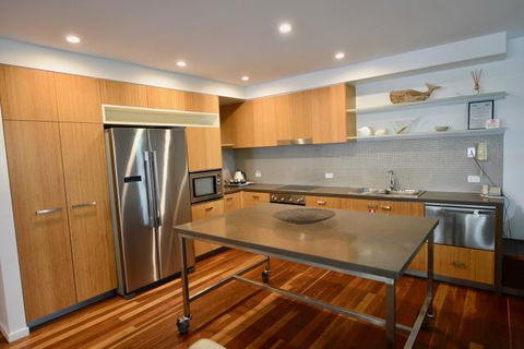 East On Byron - Your Accommodation 22