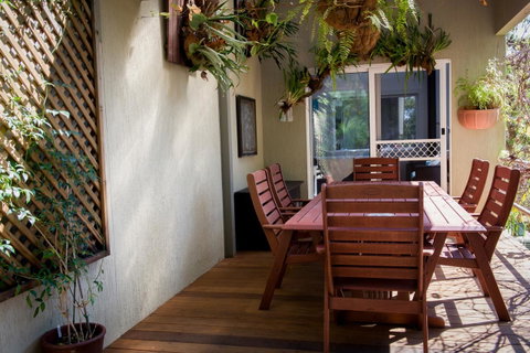 Nelson Bay Bed & Breakfast - Your Accommodation 38
