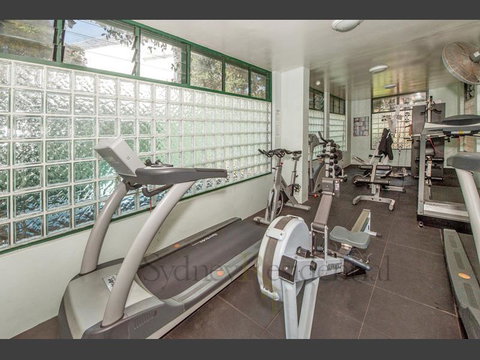 Darling Harbor Apartment - Your Accommodation 10