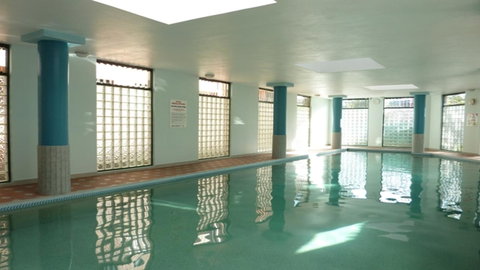 Darling Harbor Apartment - Your Accommodation 8