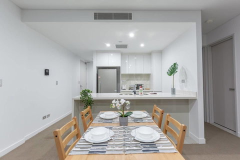 Inner City Stylish Apt Walk To Green Square - Your Accommodation 4