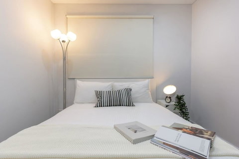 Inner City Stylish Apt Walk To Green Square - Your Accommodation 6
