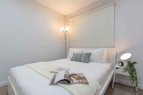 Inner City Stylish Apt Walk To Green Square - Your Accommodation 18
