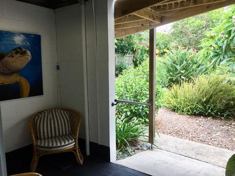 High Tide At Emerald - Your Accommodation 1