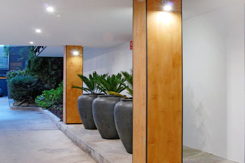 Hotel Nelson - Your Accommodation 24