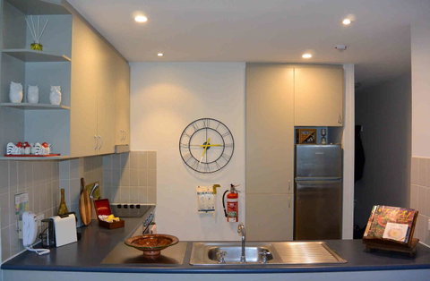 Lantern 1 Bedroom Balcony With Panoramic View - Your Accommodation 3