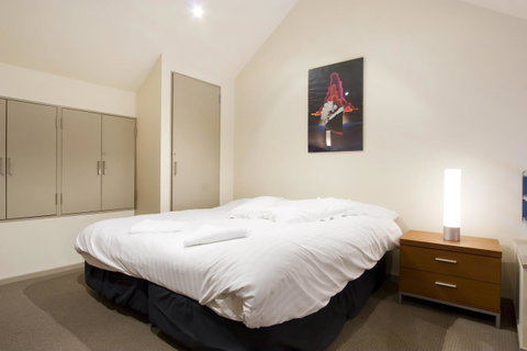 Lantern 1 Bedroom Balcony With Panoramic View - Your Accommodation 40